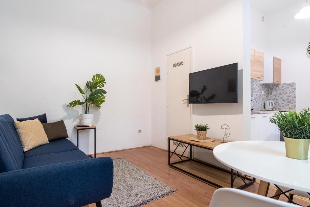 Very Central 1-Br Apt With Patio Daire Budapeşte Dış mekan fotoğraf