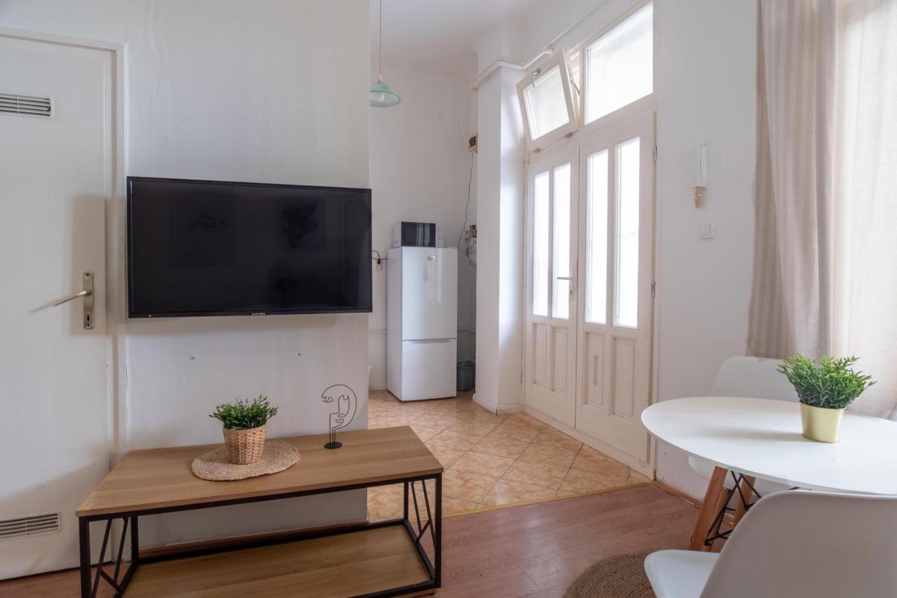 Very Central 1-Br Apt With Patio Daire Budapeşte Dış mekan fotoğraf