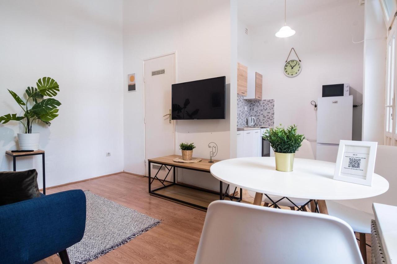 Very Central 1-Br Apt With Patio Daire Budapeşte Dış mekan fotoğraf