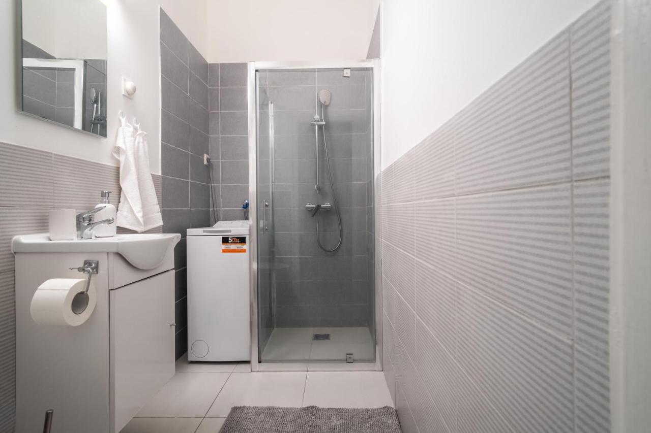 Very Central 1-Br Apt With Patio Daire Budapeşte Dış mekan fotoğraf